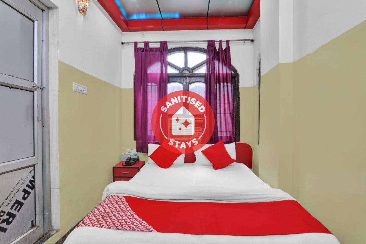 Oyo 82407 K Shree Guest House Varanasi Exterior photo
