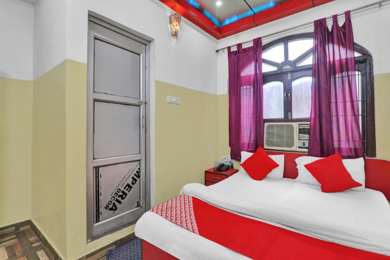 Oyo 82407 K Shree Guest House Varanasi Exterior photo