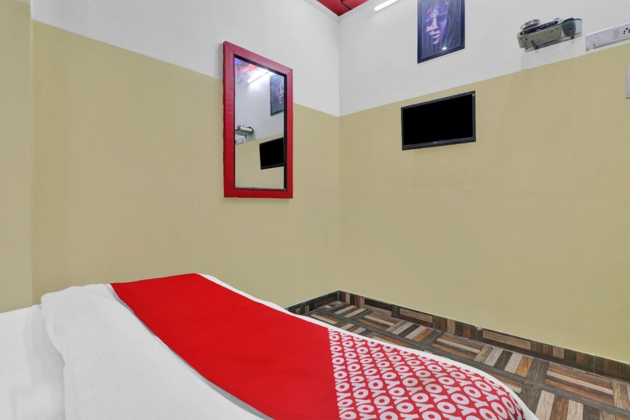 Oyo 82407 K Shree Guest House Varanasi Exterior photo